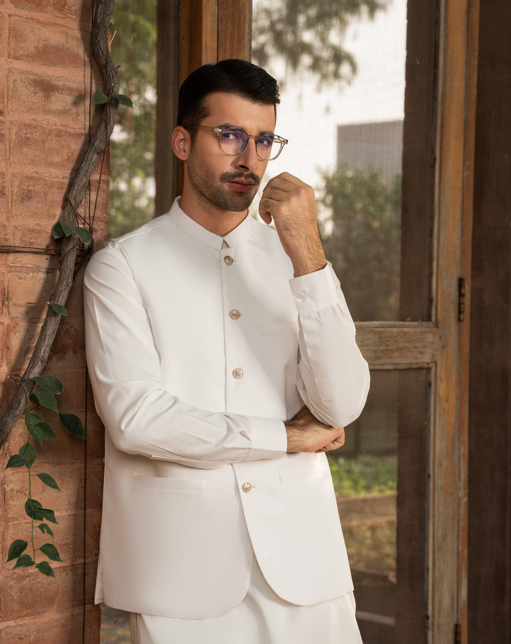 Classic White Traditional Outfit for Men – Pure & Timeless