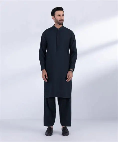 Black Shalwar Qameez – Sophisticated & Stylish