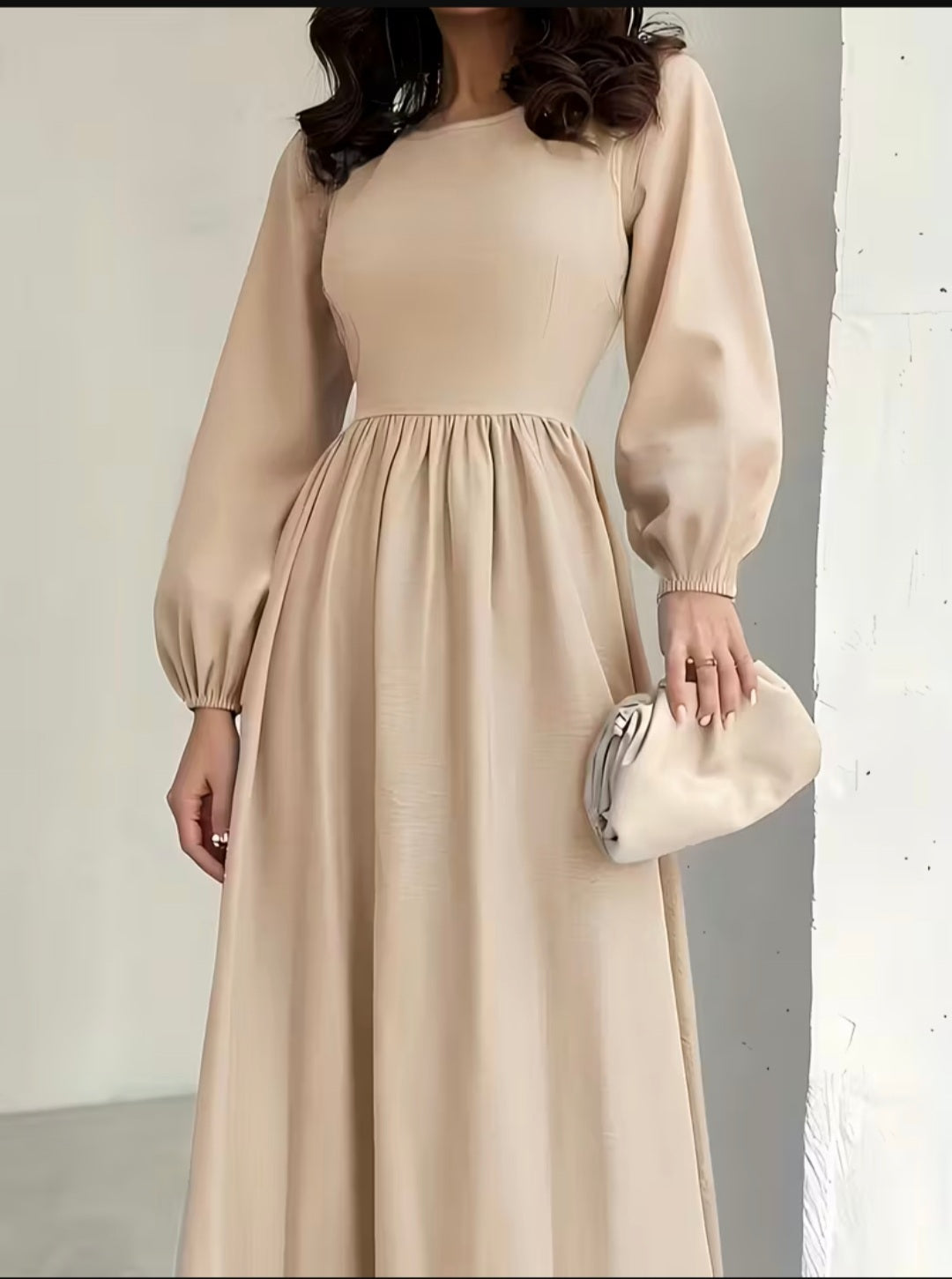 Beige Long-Sleeve Dress – Elegant, Minimal & Timeless Women’s Outfit