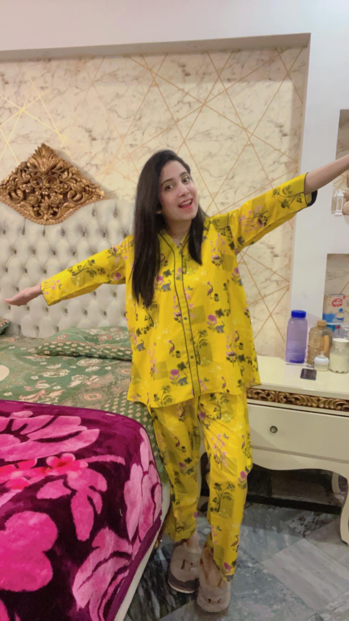 Floral Yellow Ensemble – Stylish Women’s Outfit