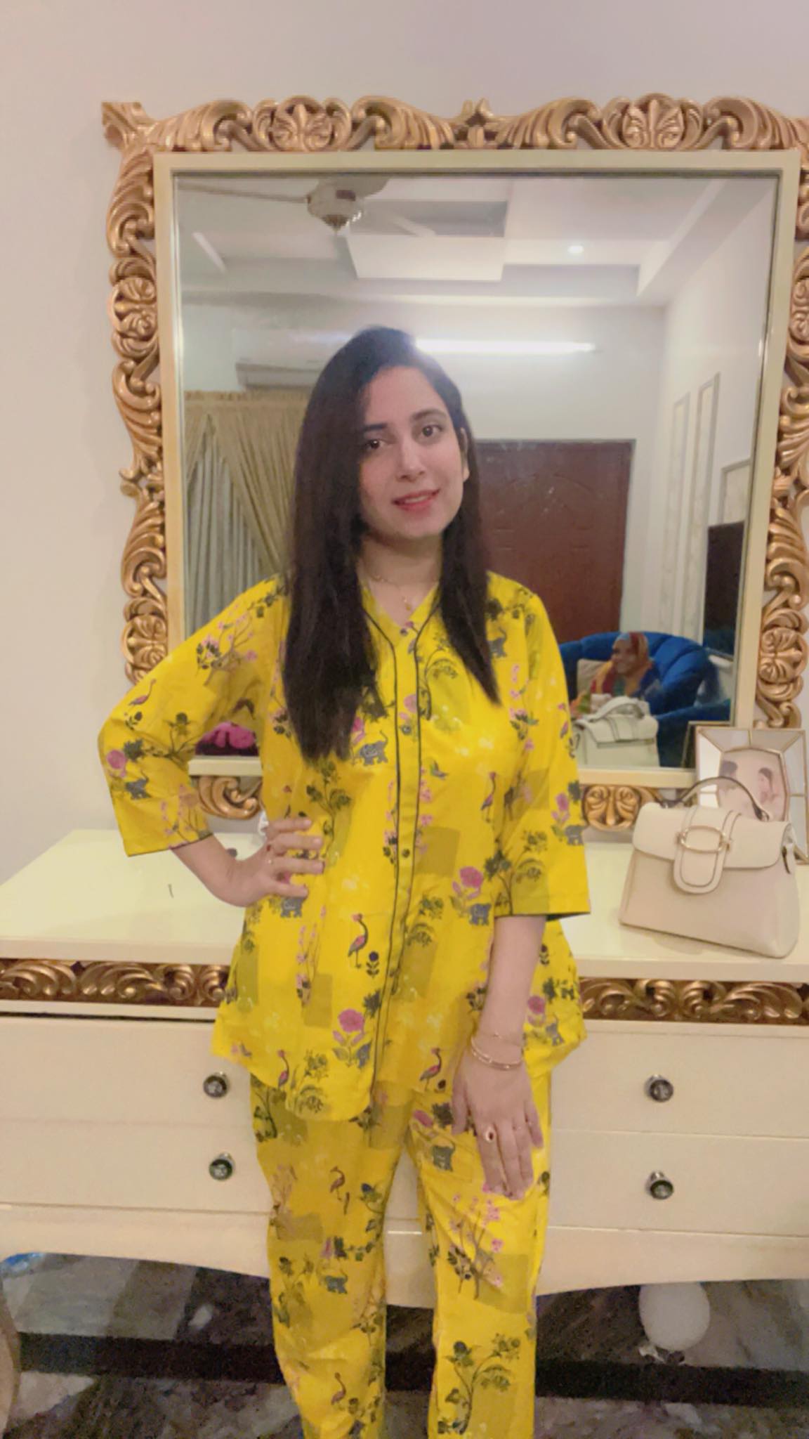 Floral Yellow Ensemble – Stylish Women’s Outfit
