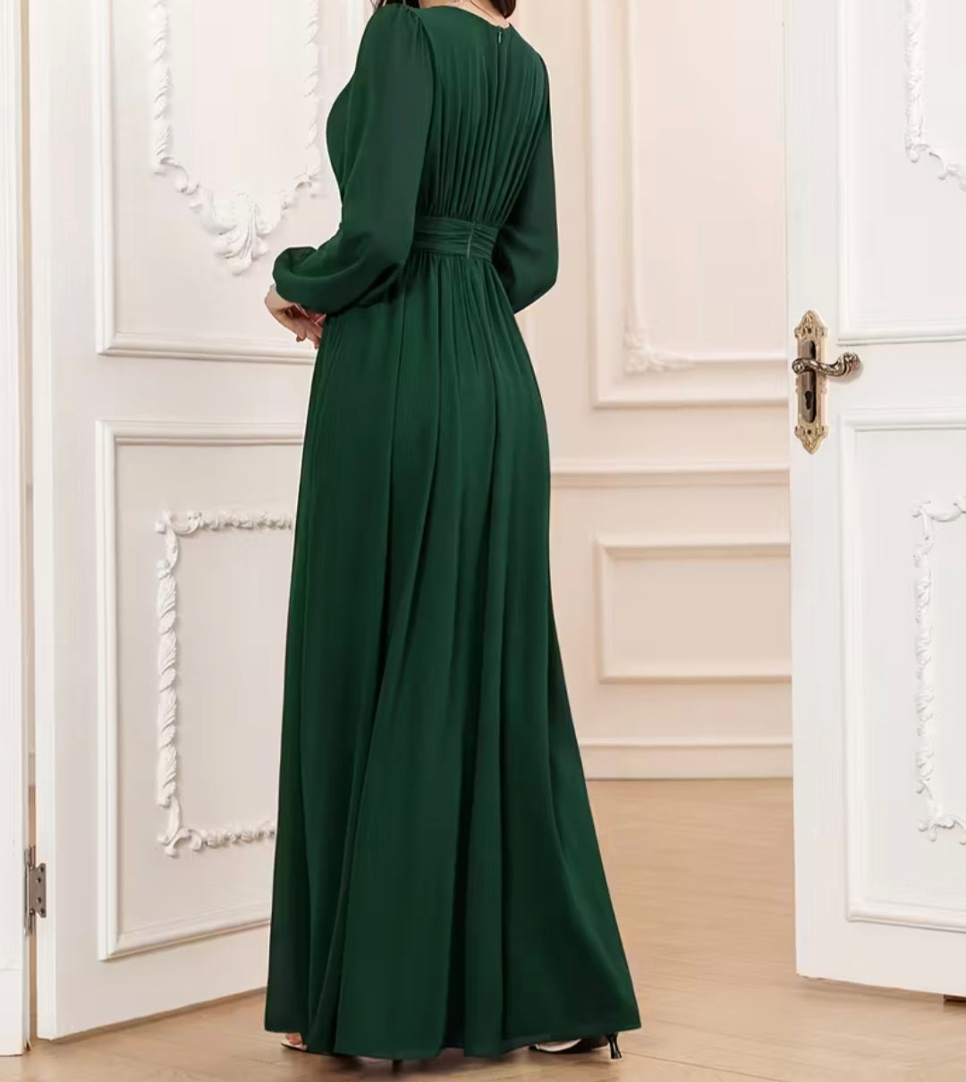 “Elegant Dark Green Dress for Women – Full-Length Stylish Frock”