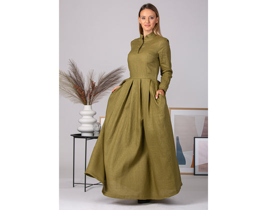 Women’s Green Dress – Elegant Minimal Decor & Vase Background Look